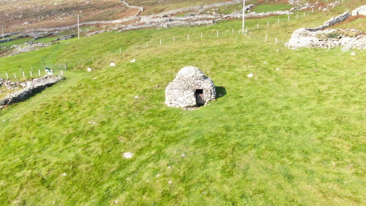 Old Irish Farmhouse Дингл Экстерьер фото